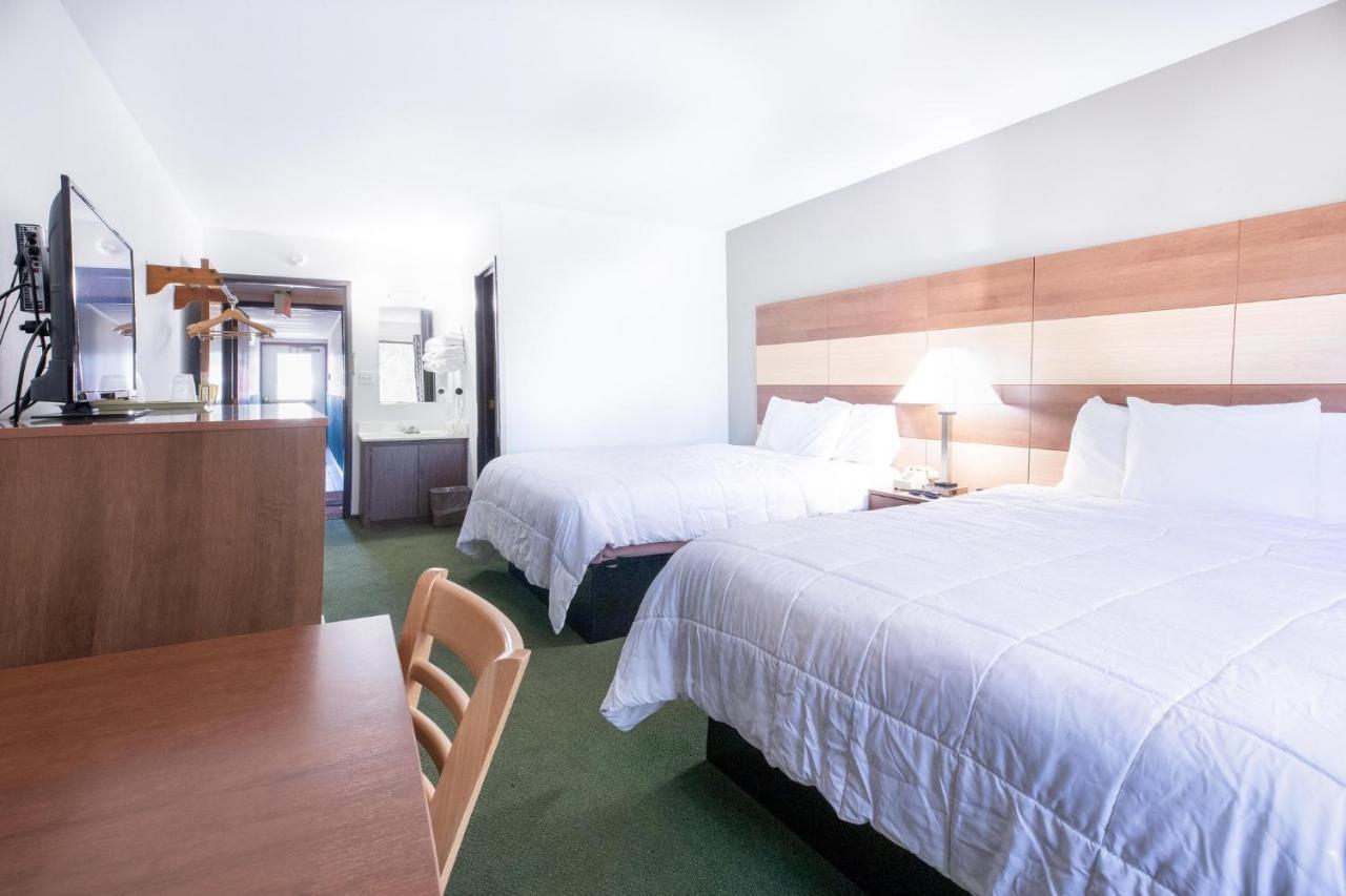 Northwoods Inn & Suites Minocqua Ngoại thất bức ảnh